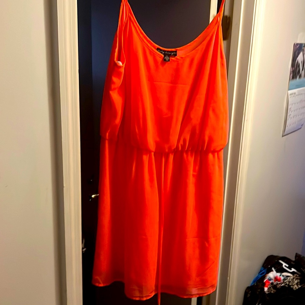 NWT short maxi dress from Belk’s. Very cute